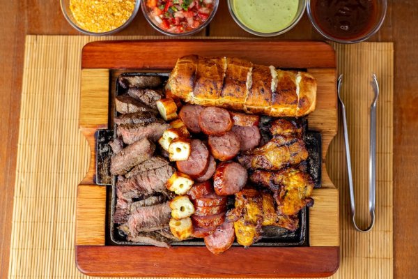 Grilled chicken topped with apricot salsa.