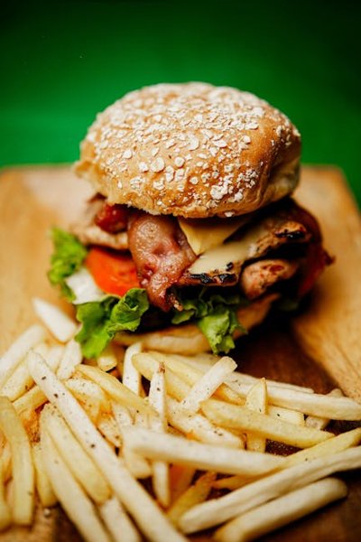 Applebee's Queso Burger