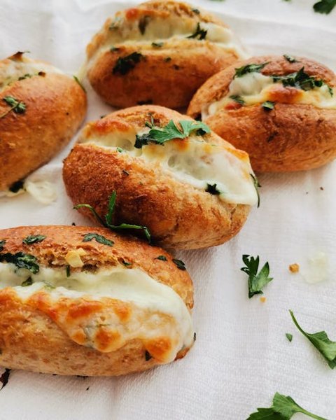 Cheesy Garlic Pull Apart Bread