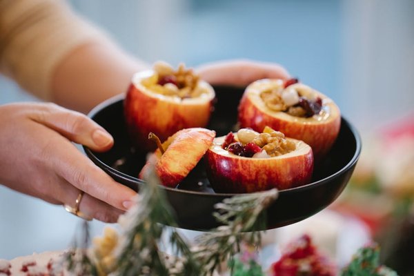 Great-Aunt Tabitha's Spiced Cranberry and Walnut Conserve