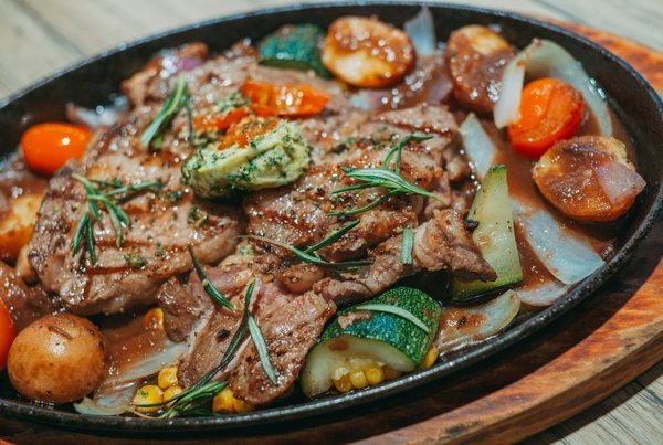 Garlic Butter Steak Bites