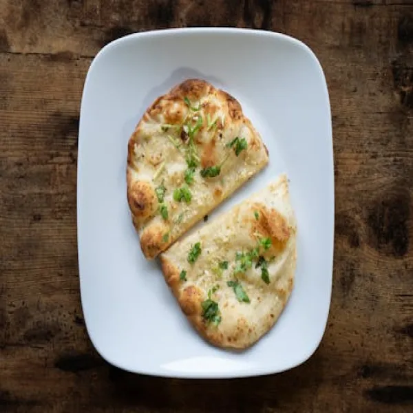 Easy Garlic Naan