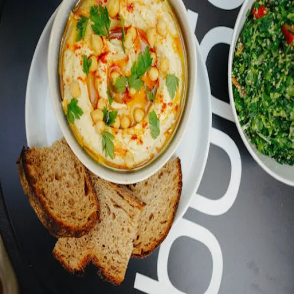 Easy Homemade Hummus