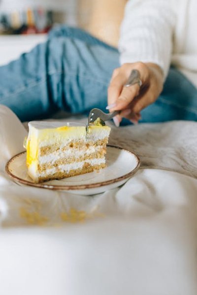Lemon Cream Cheese Frosting