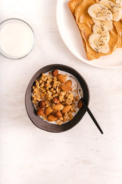 Peanut Butter Banana Puff Pastries