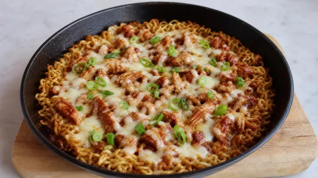BBQ Chicken Ramen Pizza