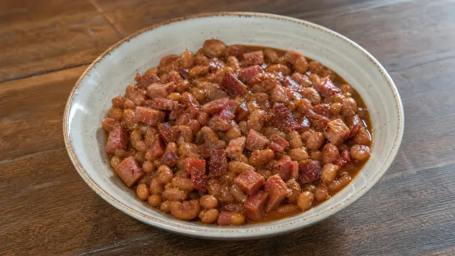 Copycat Texas Roadhouse Baked Beans