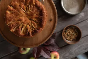 Great Aunt Tabitha's Spiced Persimmon Cake